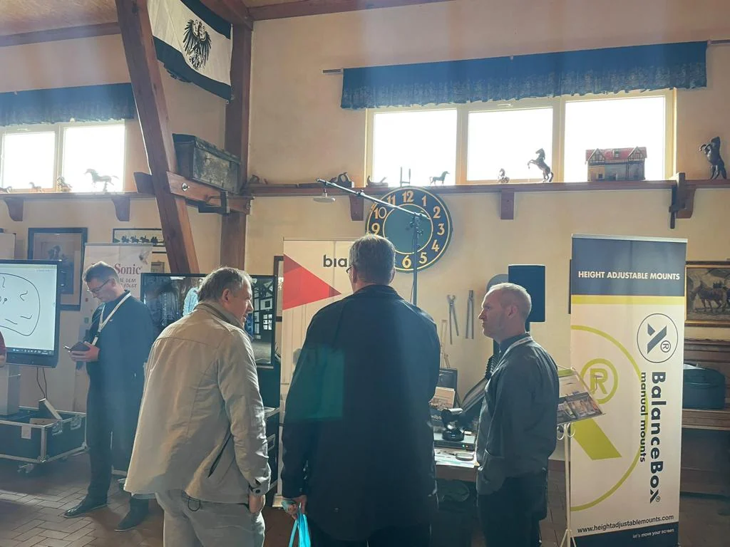 Fachgespräch auf der Hausmesse